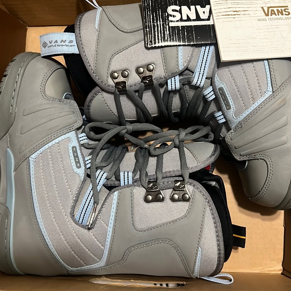 Vintage Vans Millennium Snowboard Boots